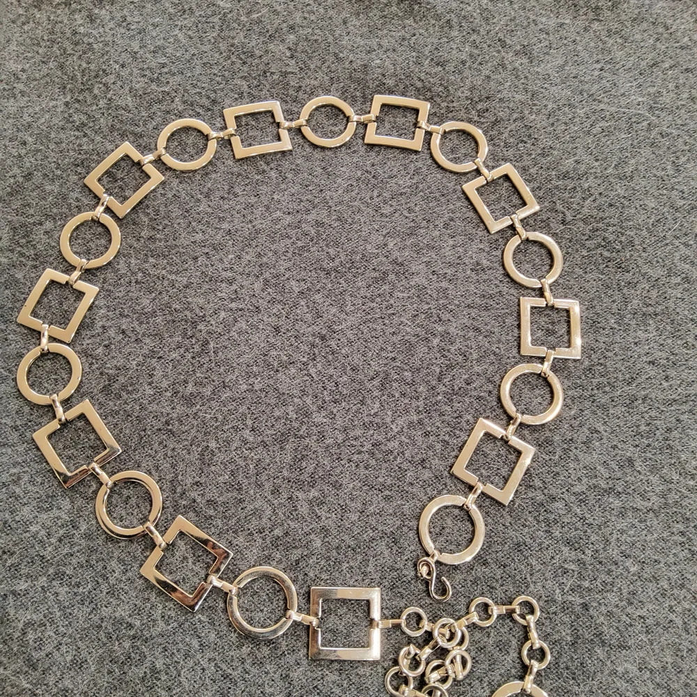 Elegant Silver Chain Belt for Women